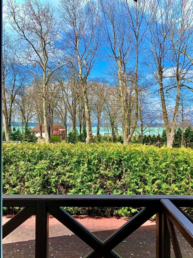 Balatonfoeldvar Centrum Apartmanok Bagian luar foto
